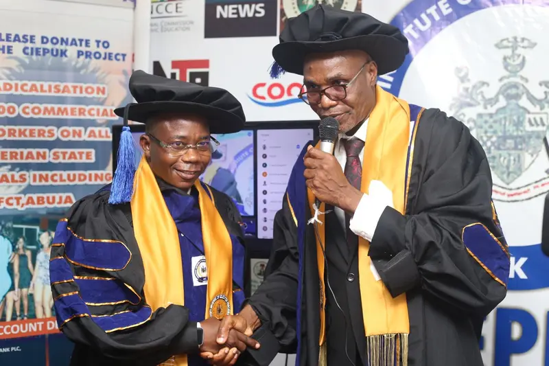 Fellows receive their awards, October 2023